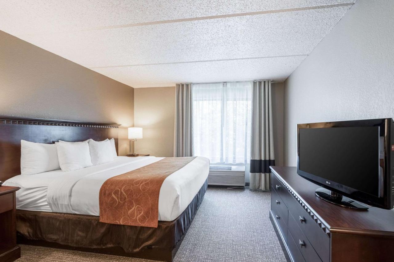 Comfort Suites Austin Airport Exterior foto
